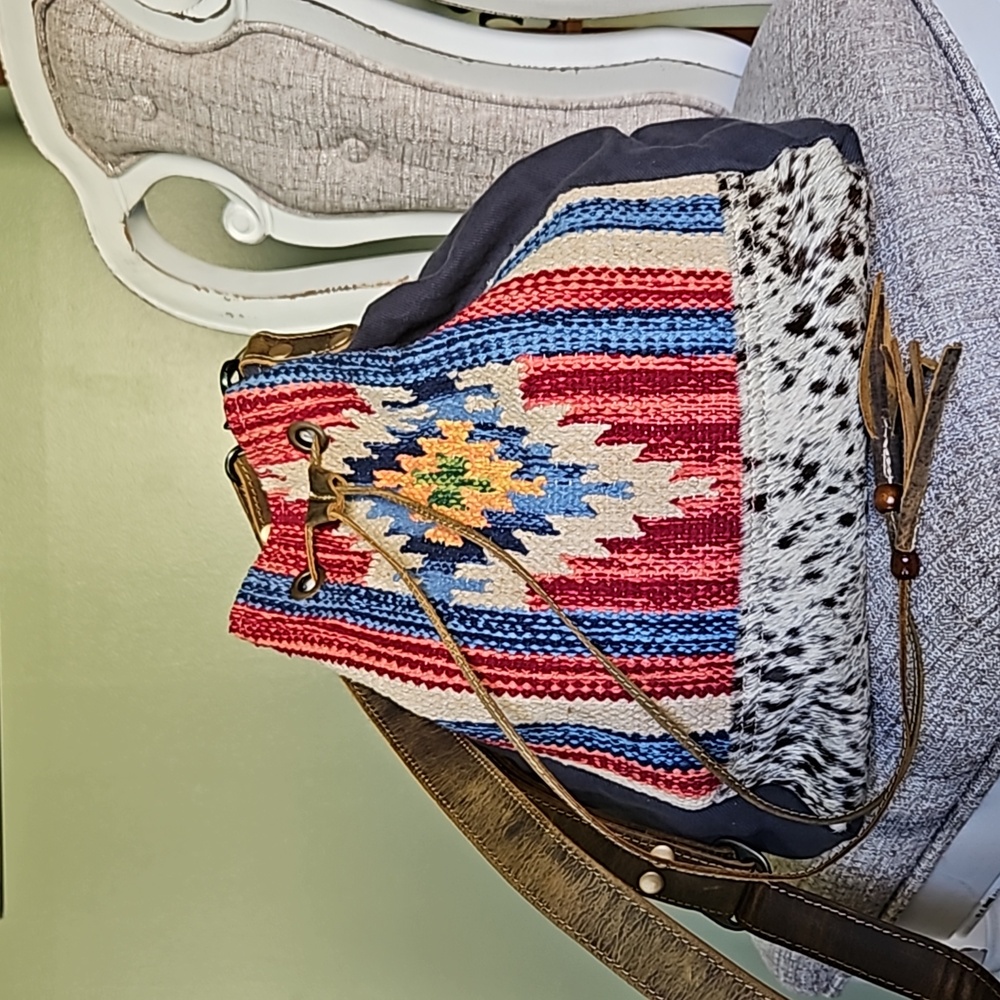 Myra Crossbody Bag